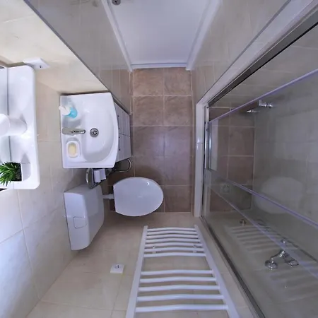 Inter With Free Parking Apartament Belgrad