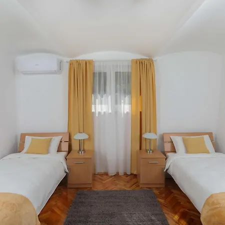 Inter With Free Parking Belgrade